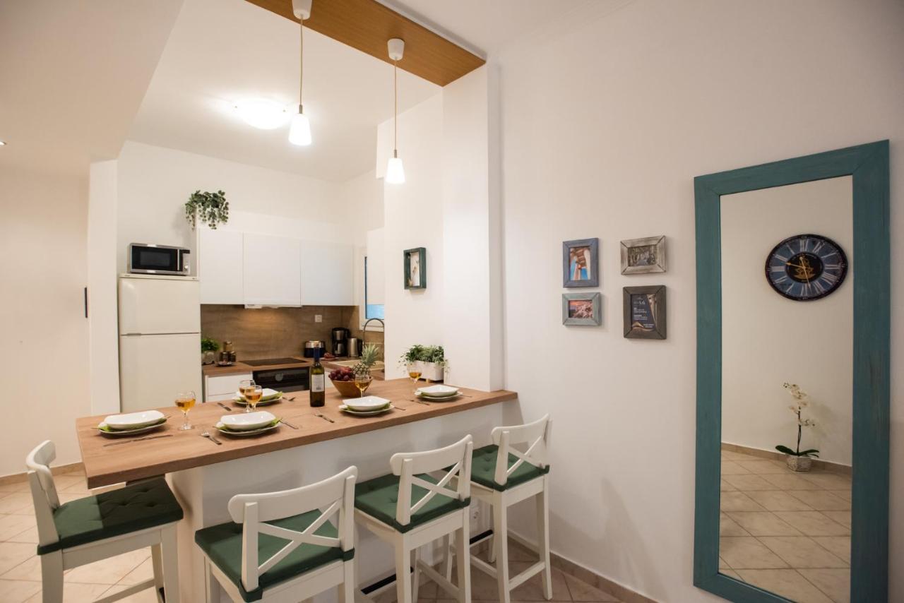 Blue Ark Comfort Near Acropolis Athens