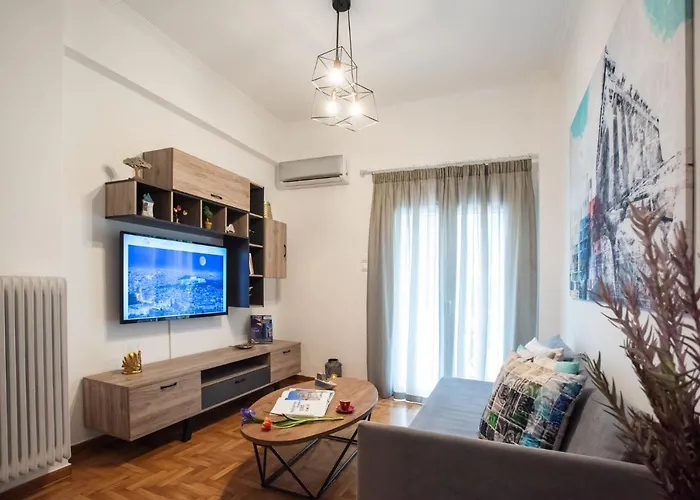 Blue Ark Comfort Near Acropolis