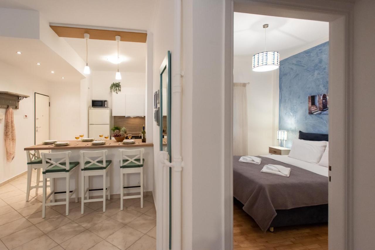 Blue Ark Comfort Near Acropolis